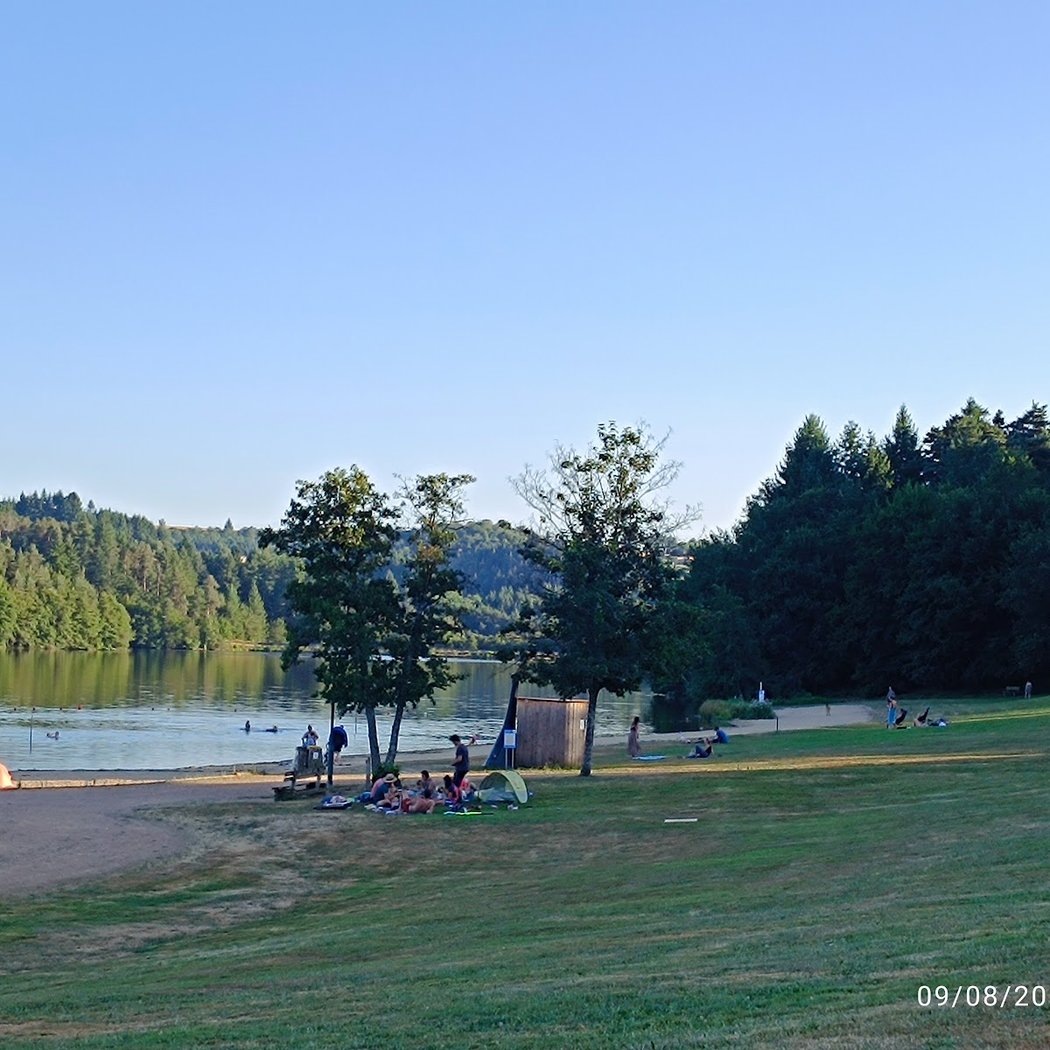 Lac d'Aubusson d'Auvergne 3