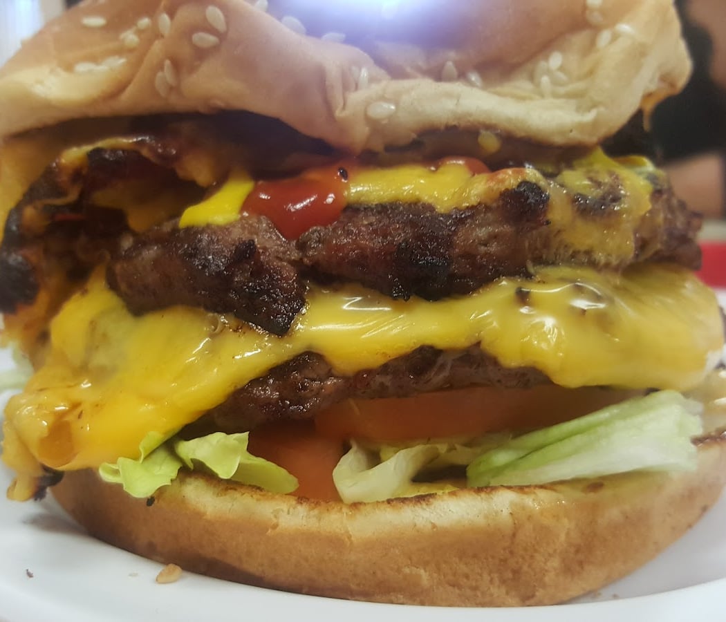 Classic Burger 1