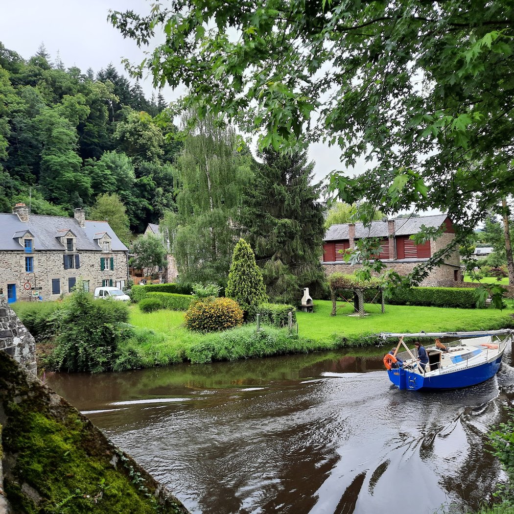Dinan 2