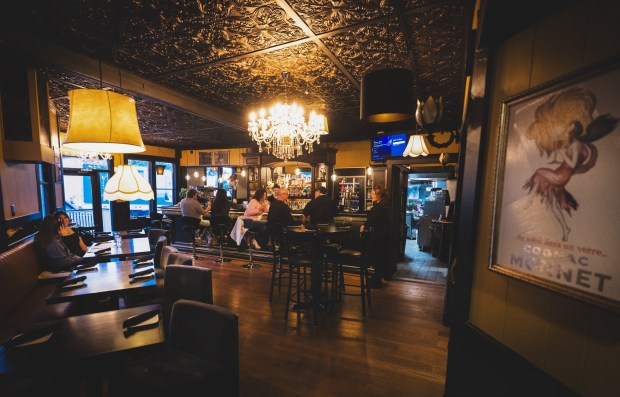 The Grove Restaurant & Bar 3