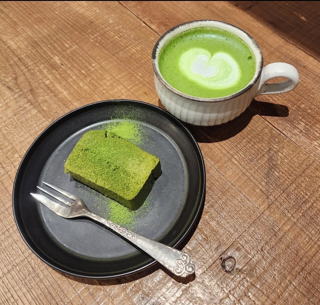 Tokyo Little House 1