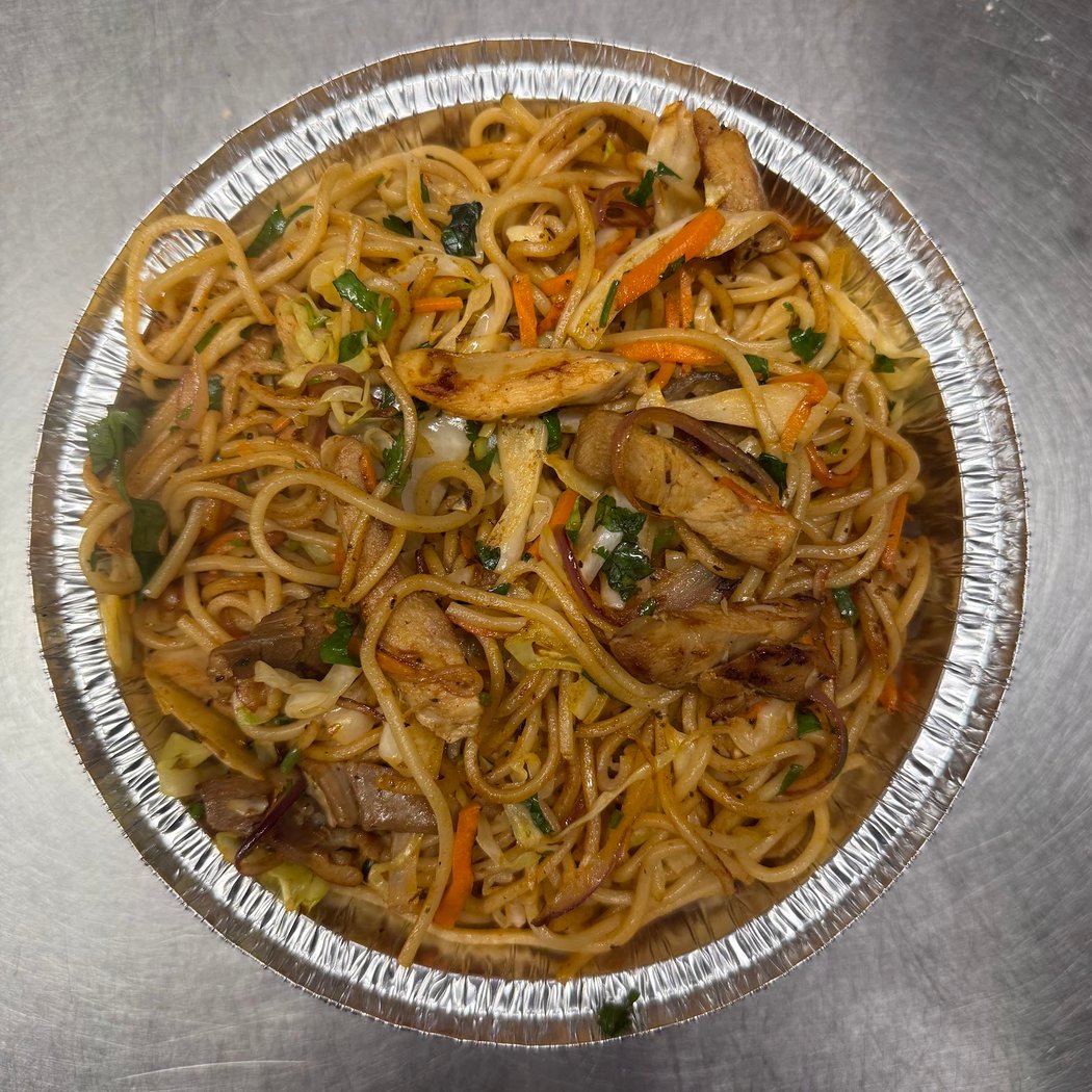 Momo Cook truck 3