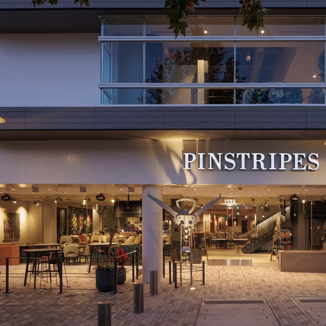 Pinstripes Sunday Brunch 2