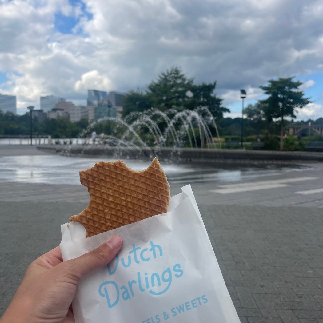 Dutch Darlings Stroopwafels & Sweets 2