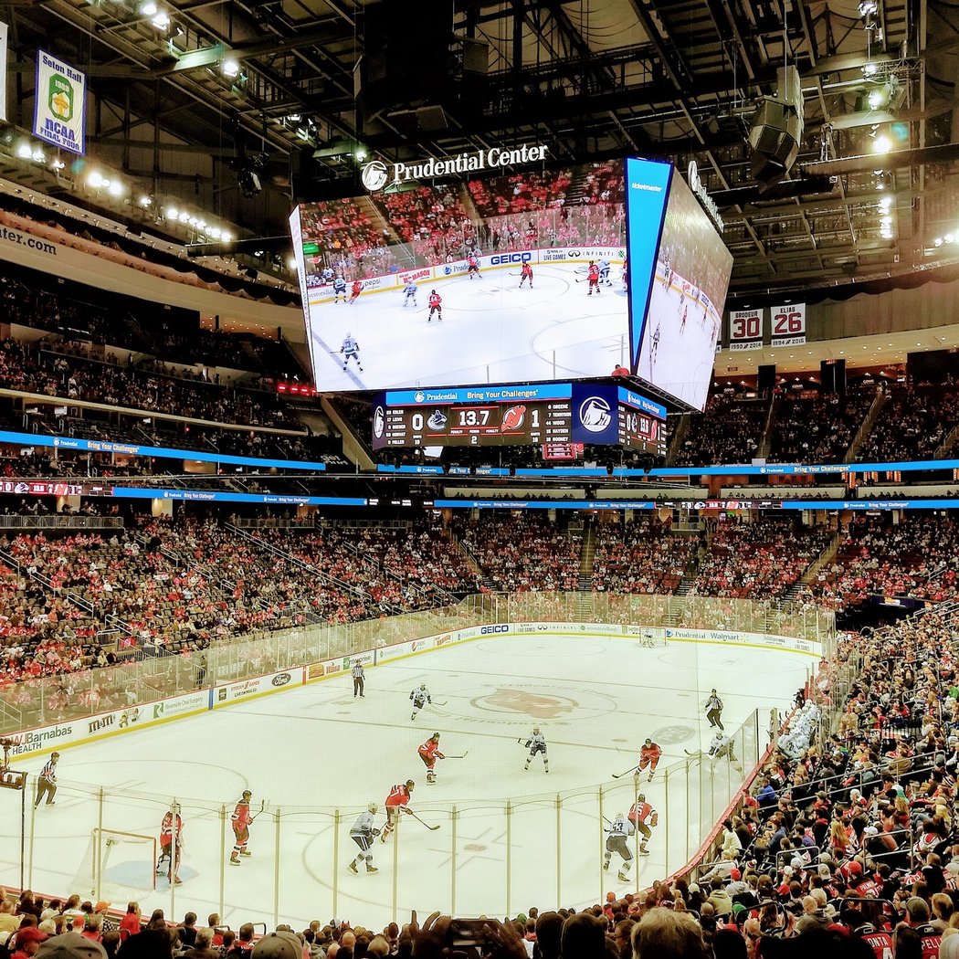 Ice Hockey 2