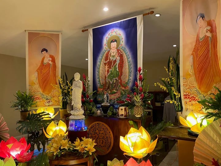 Đức Viên Buddhist Temple 2