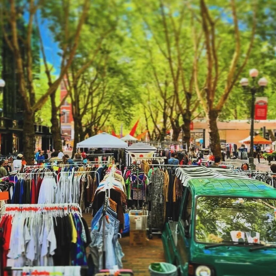 Occidental Square Flea 2