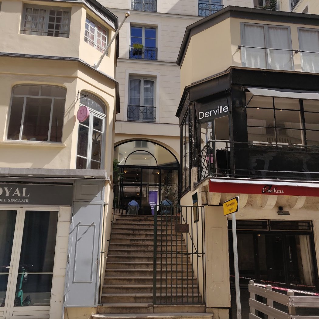 Passage des 2 Pavillons 3