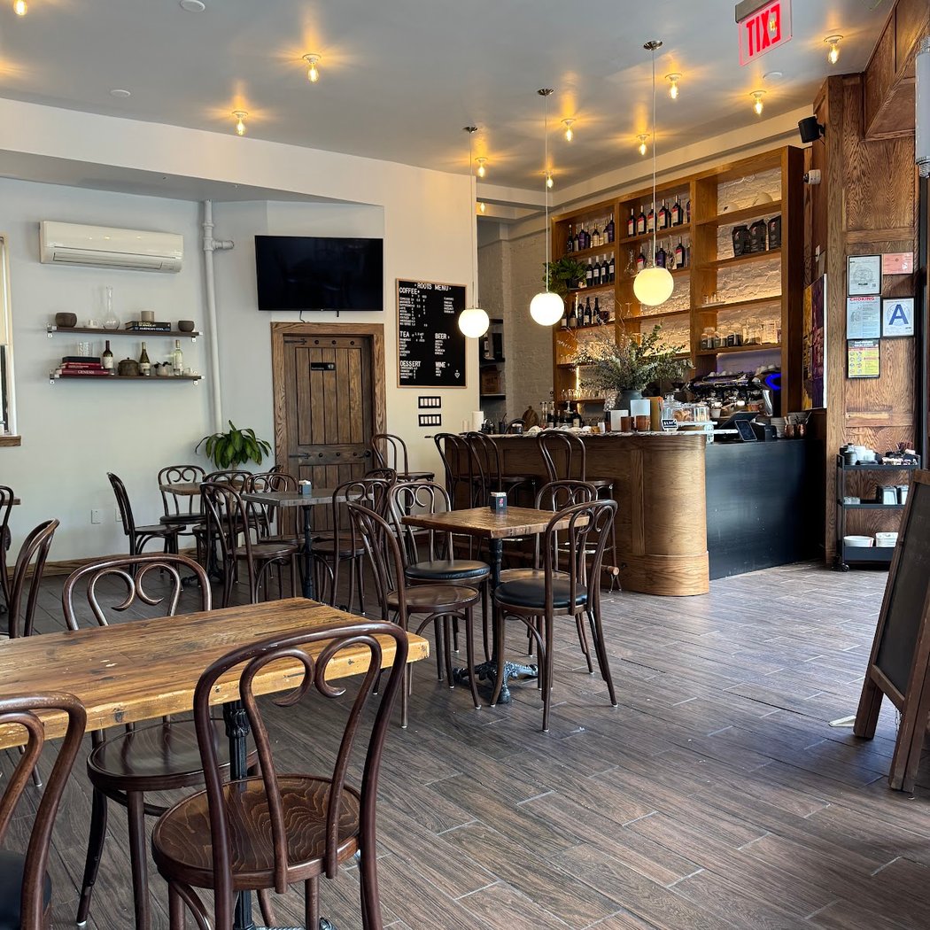Roots Coffee and Wine 3
