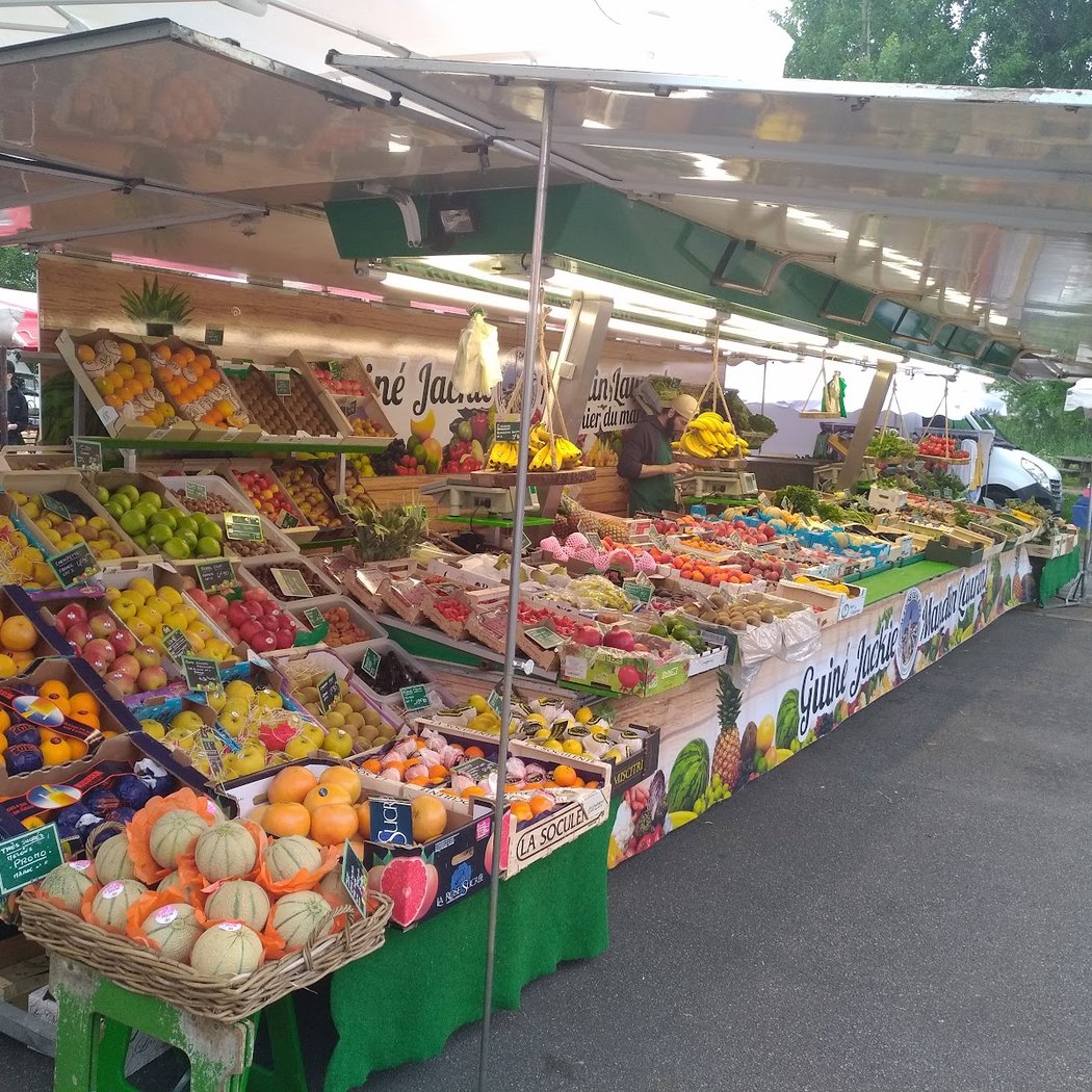 Market Basse-Indre 1