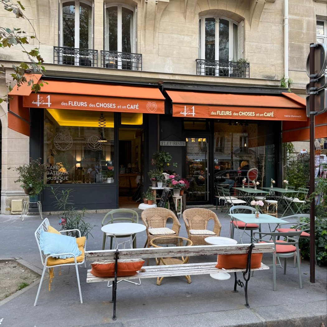 Le44 des fleurs, des choses et un café 2