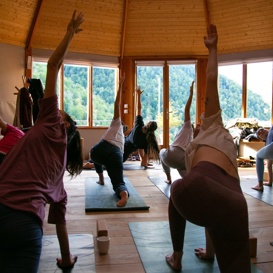 Nuo Yoga Club • Studio Yoga & Massage 1