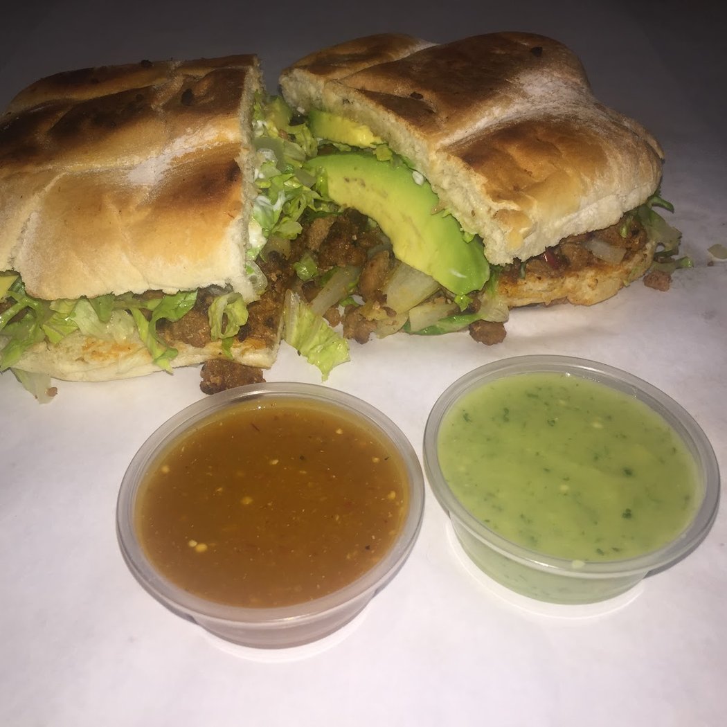 El Triunfo Pizzeria 2
