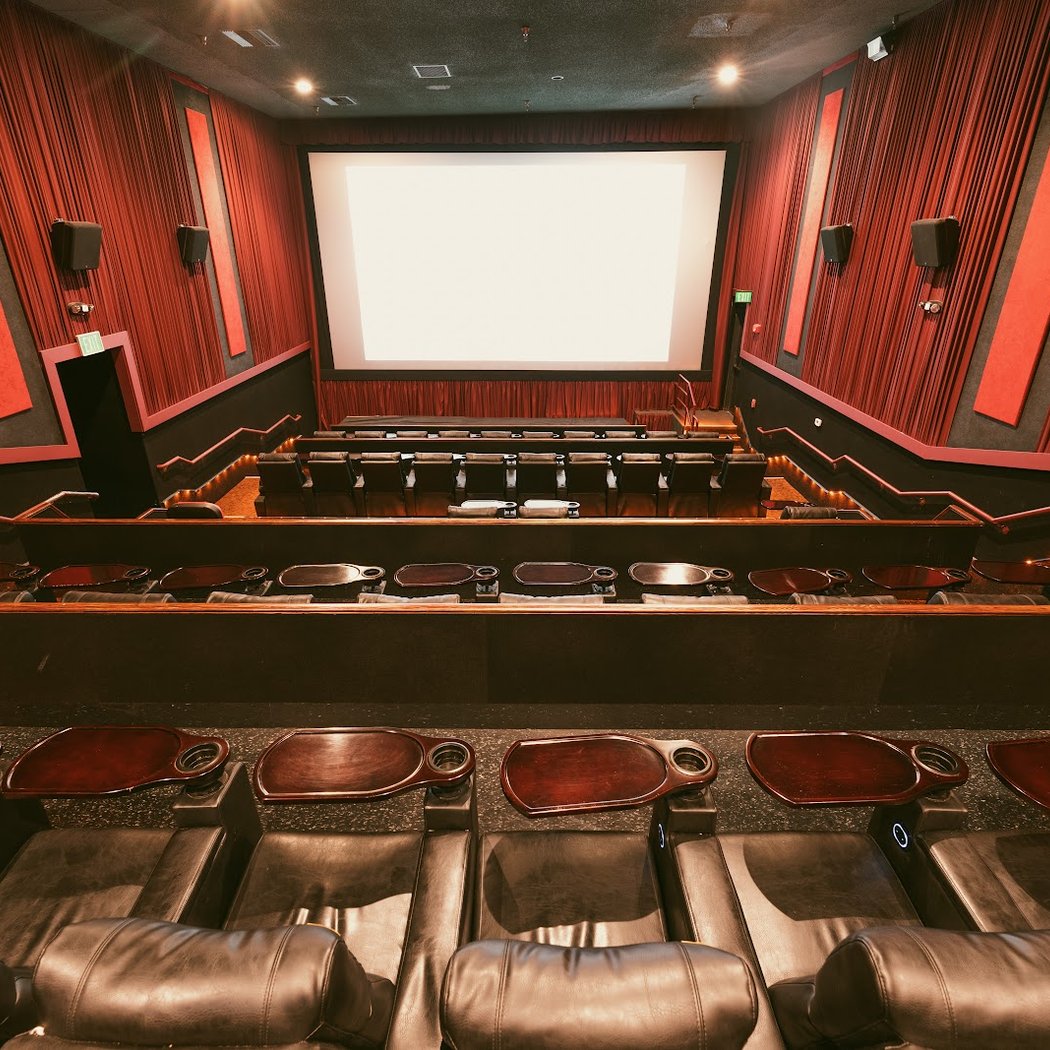 Contra Costa Cinema 1