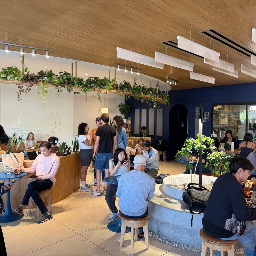 Moonwake Coffee Roasters 3