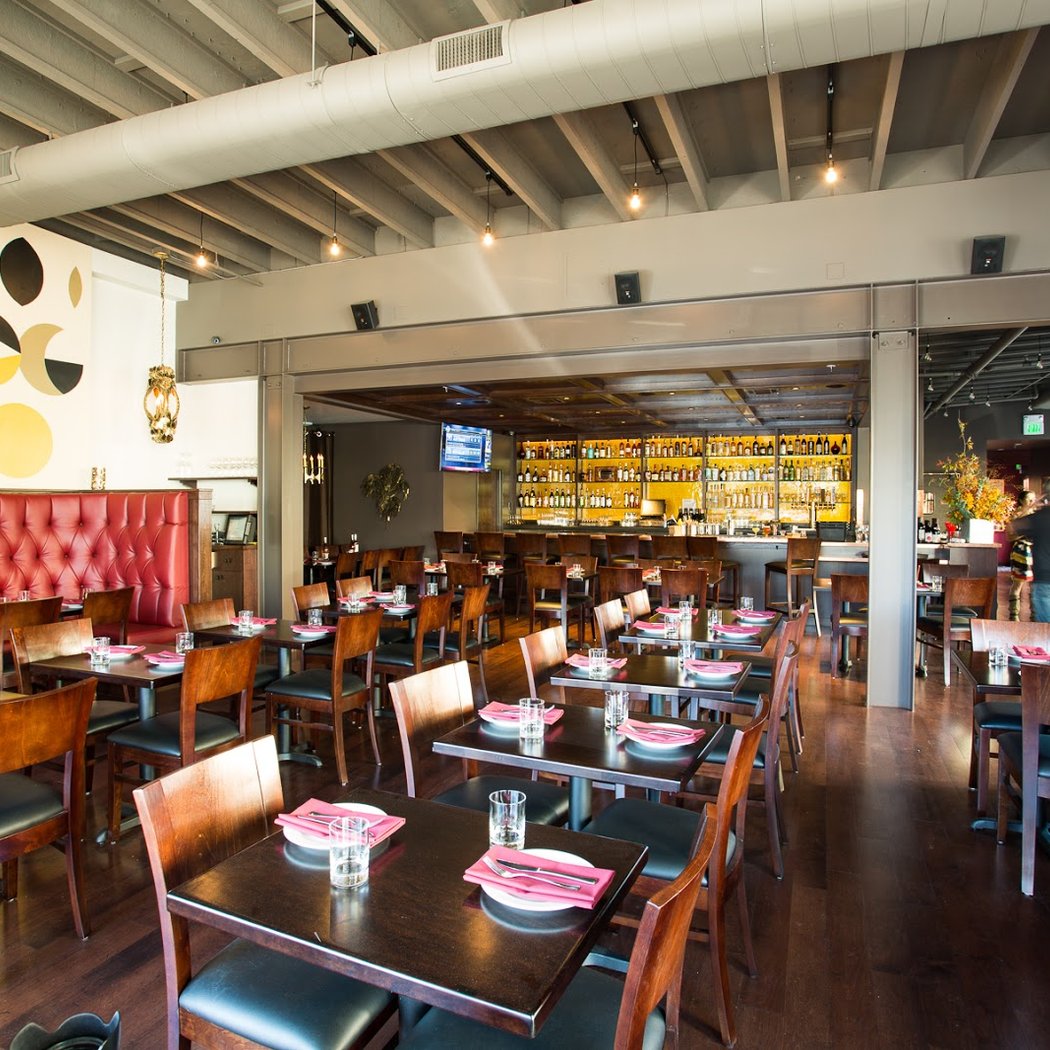 Happy Hour at Little Star Pizza 2