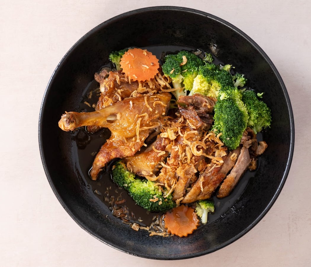 Pad Thai Noodle Lounge 1
