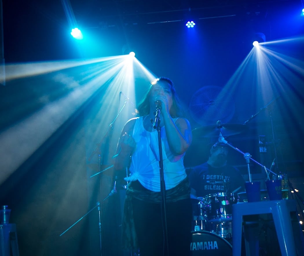 Elray's Live & Dive 1
