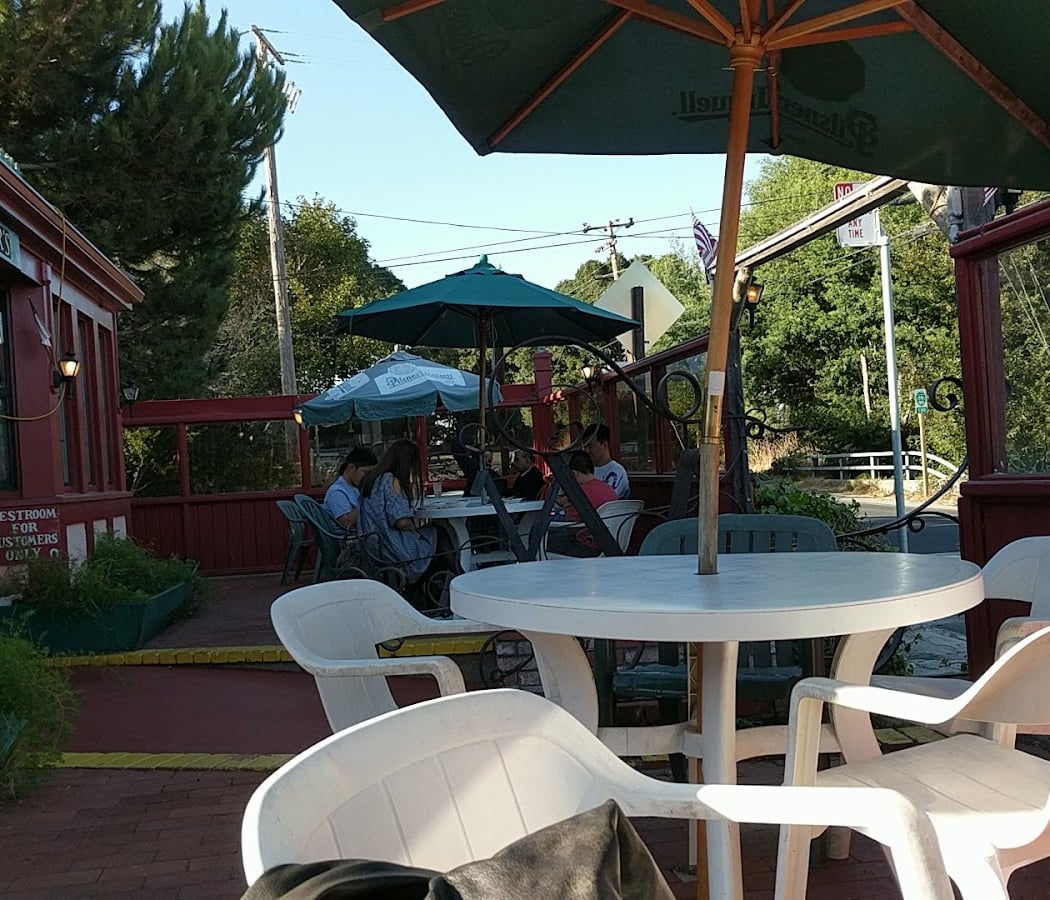 Vladimir's Czech Restaurant 2