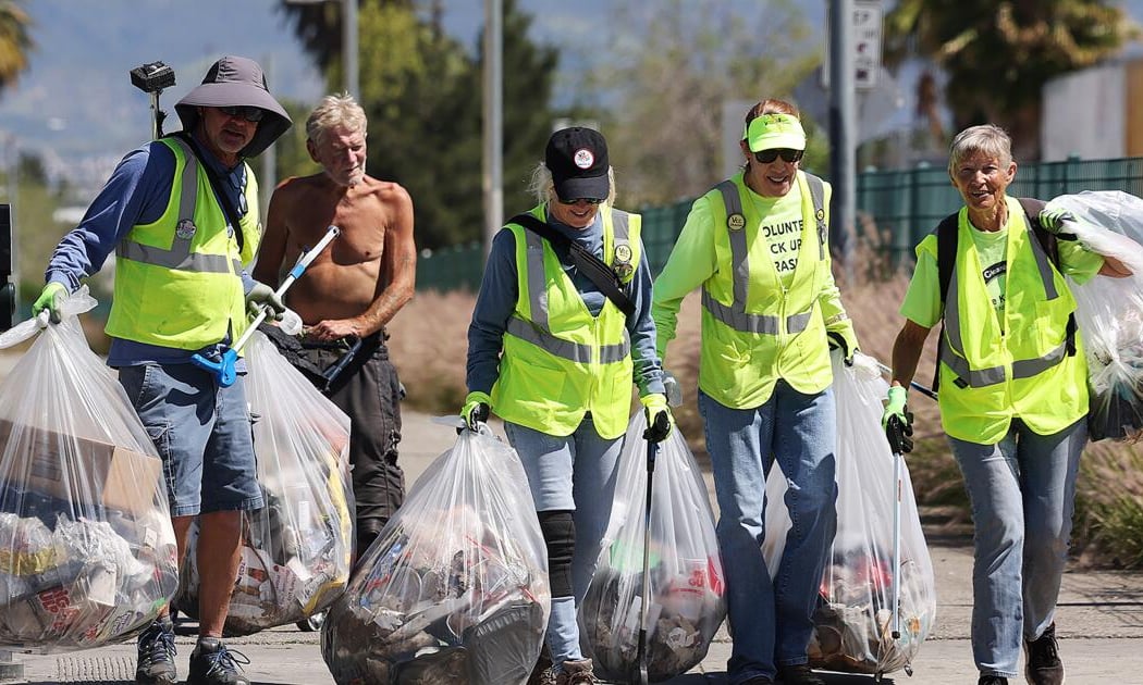 Monthly Neighborhood Cleanup: West Micheltorena & San Andres Street 1