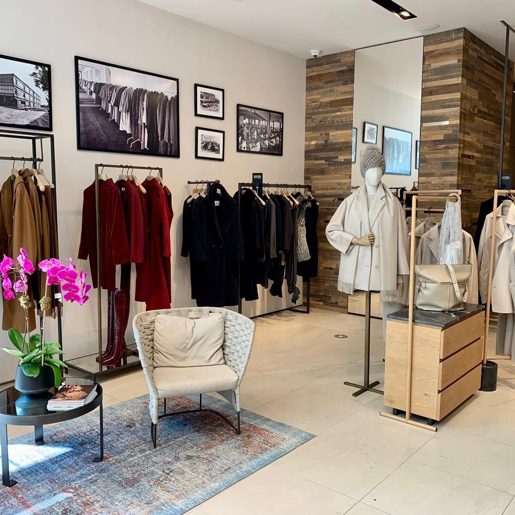 Max Mara 3