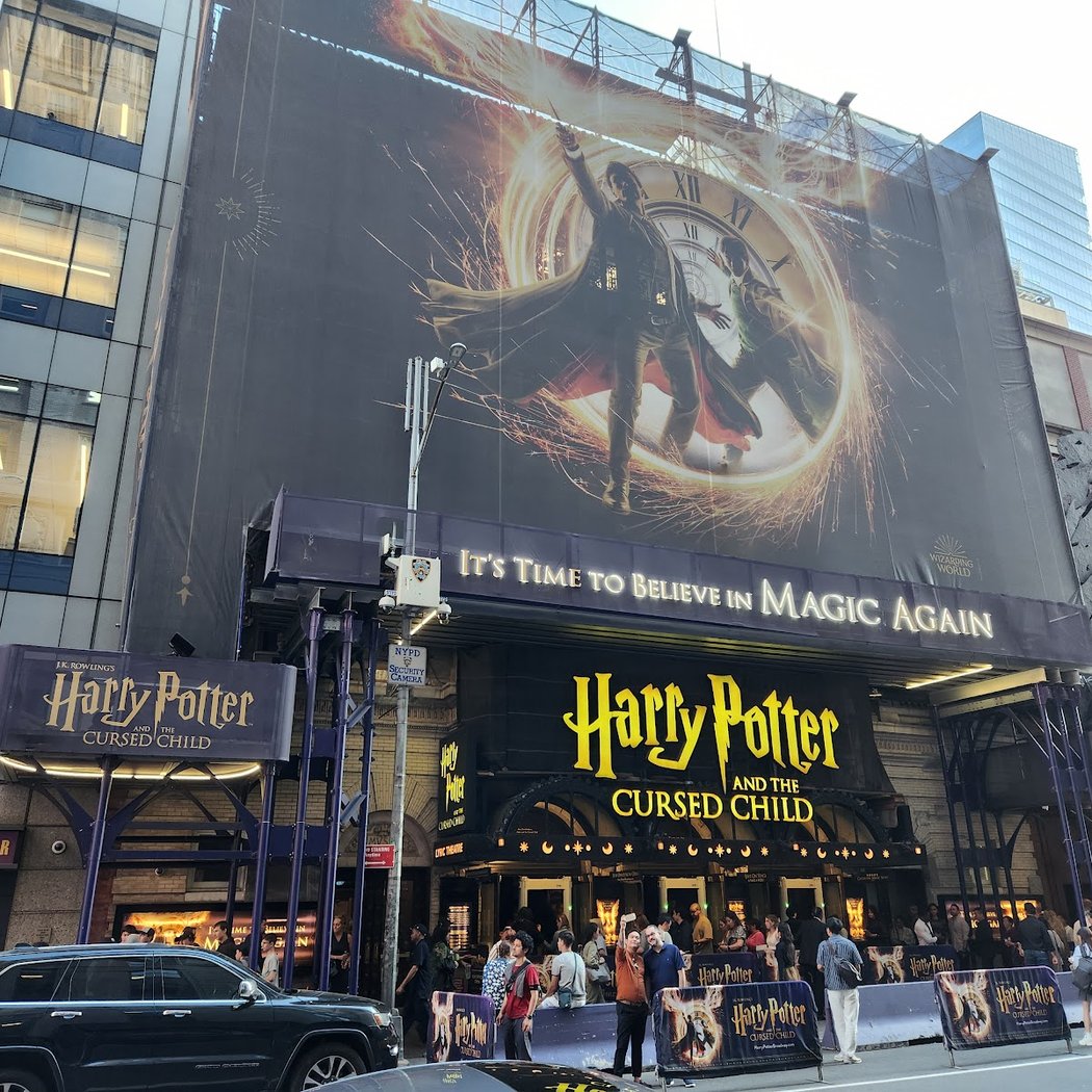 New York Theatre Guide 2