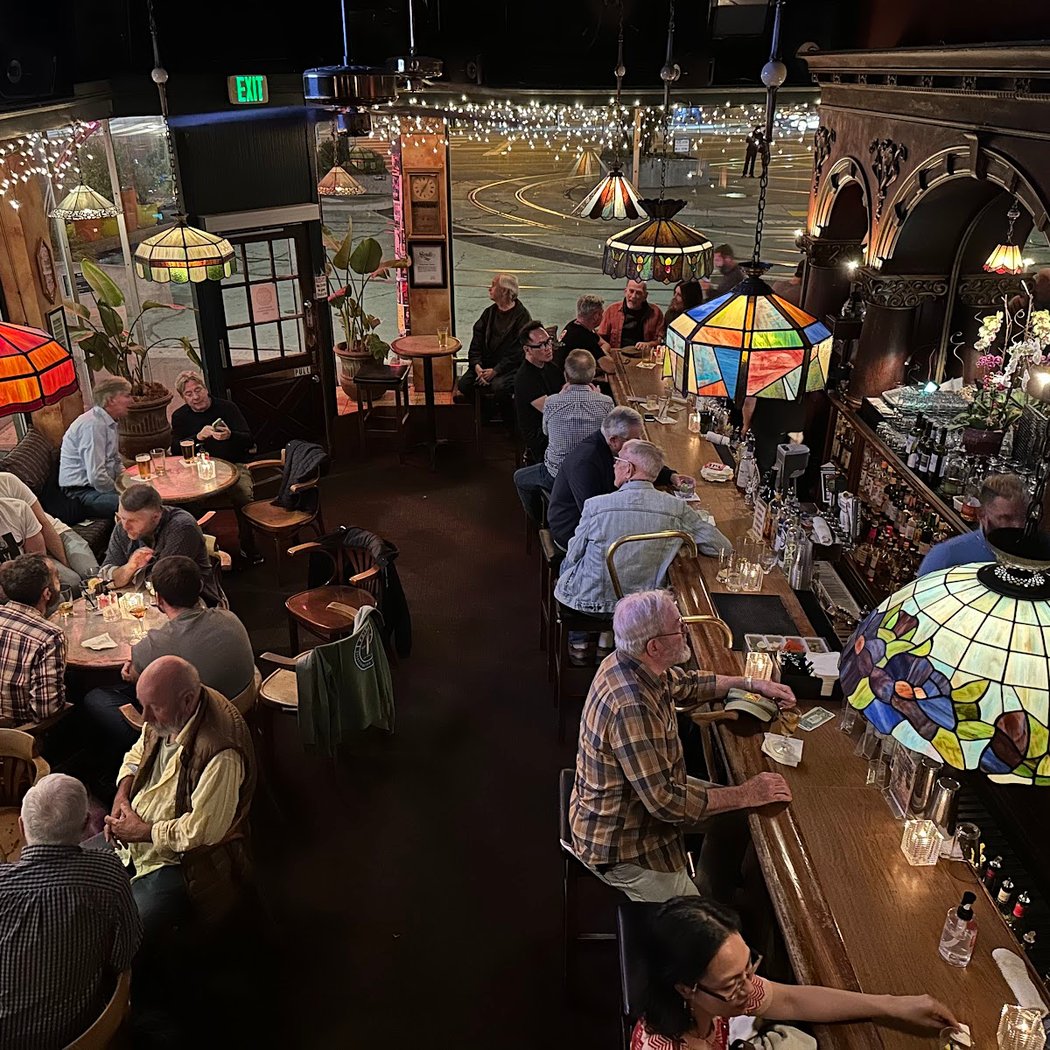 Twin Peaks Tavern 1