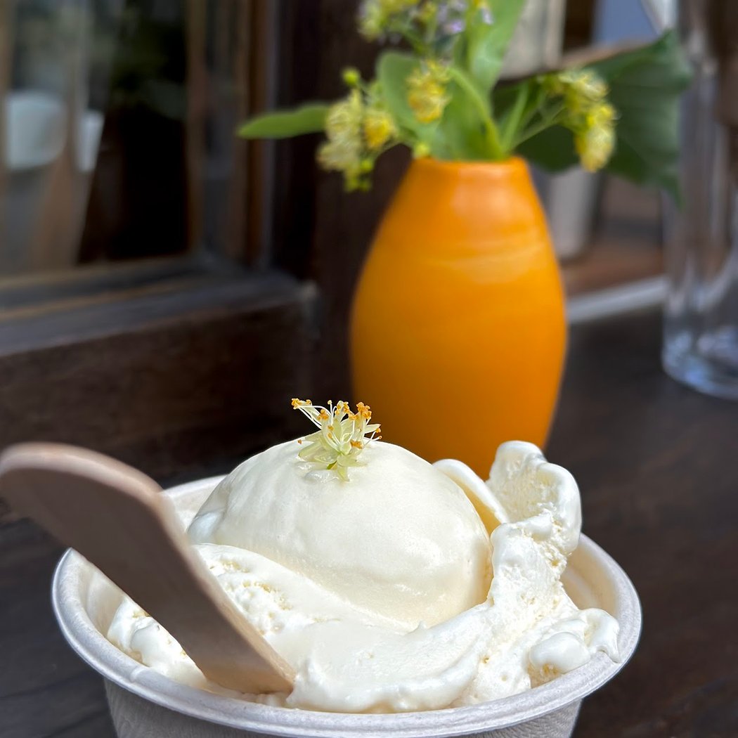 Ice Cream Window 1