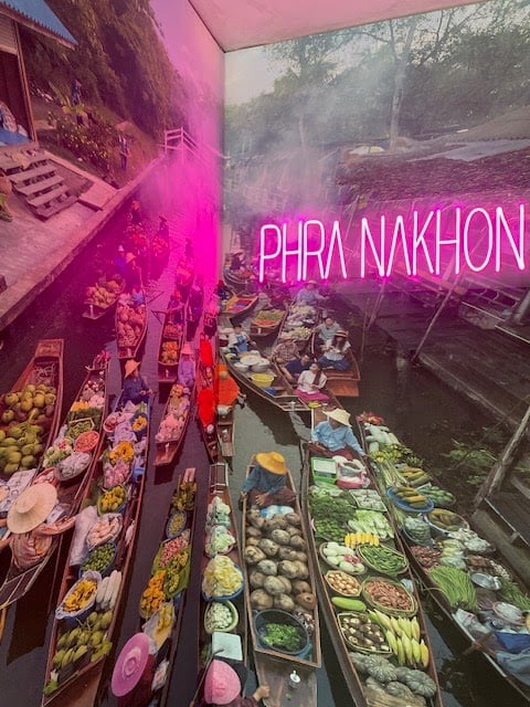 PHRA NAKHON, Thai Cafe 2
