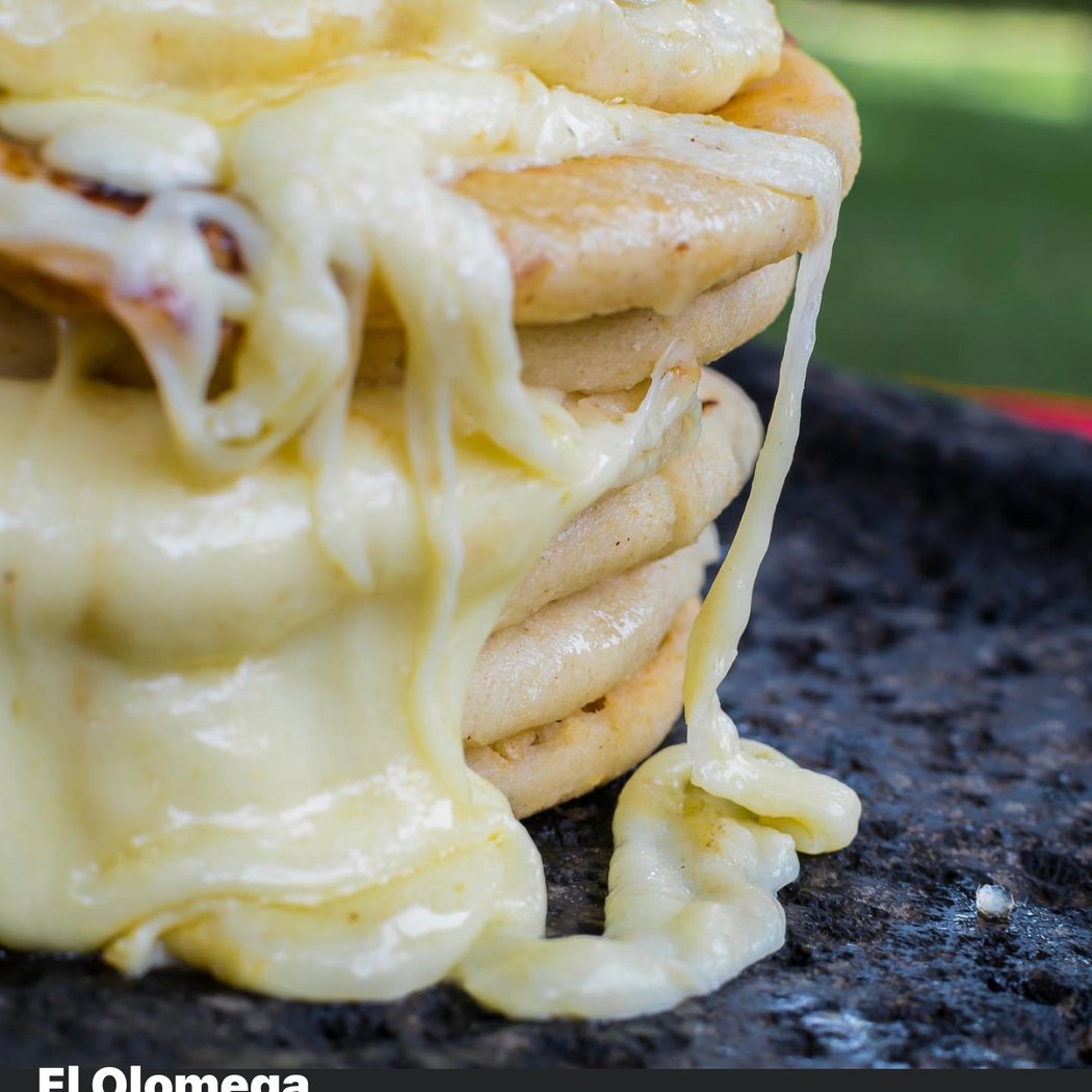 El Olomega Pupusas 1
