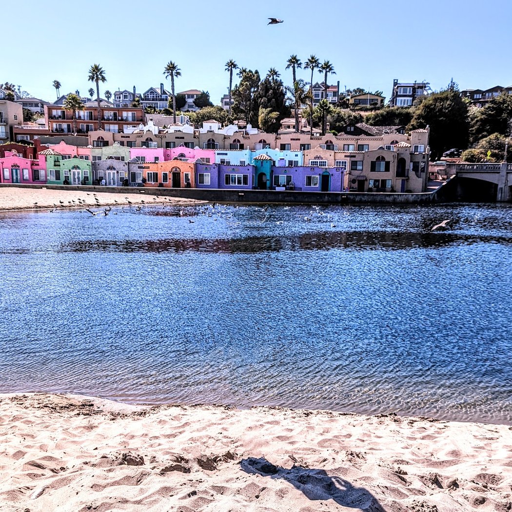 Capitola Venetian Hotel 1