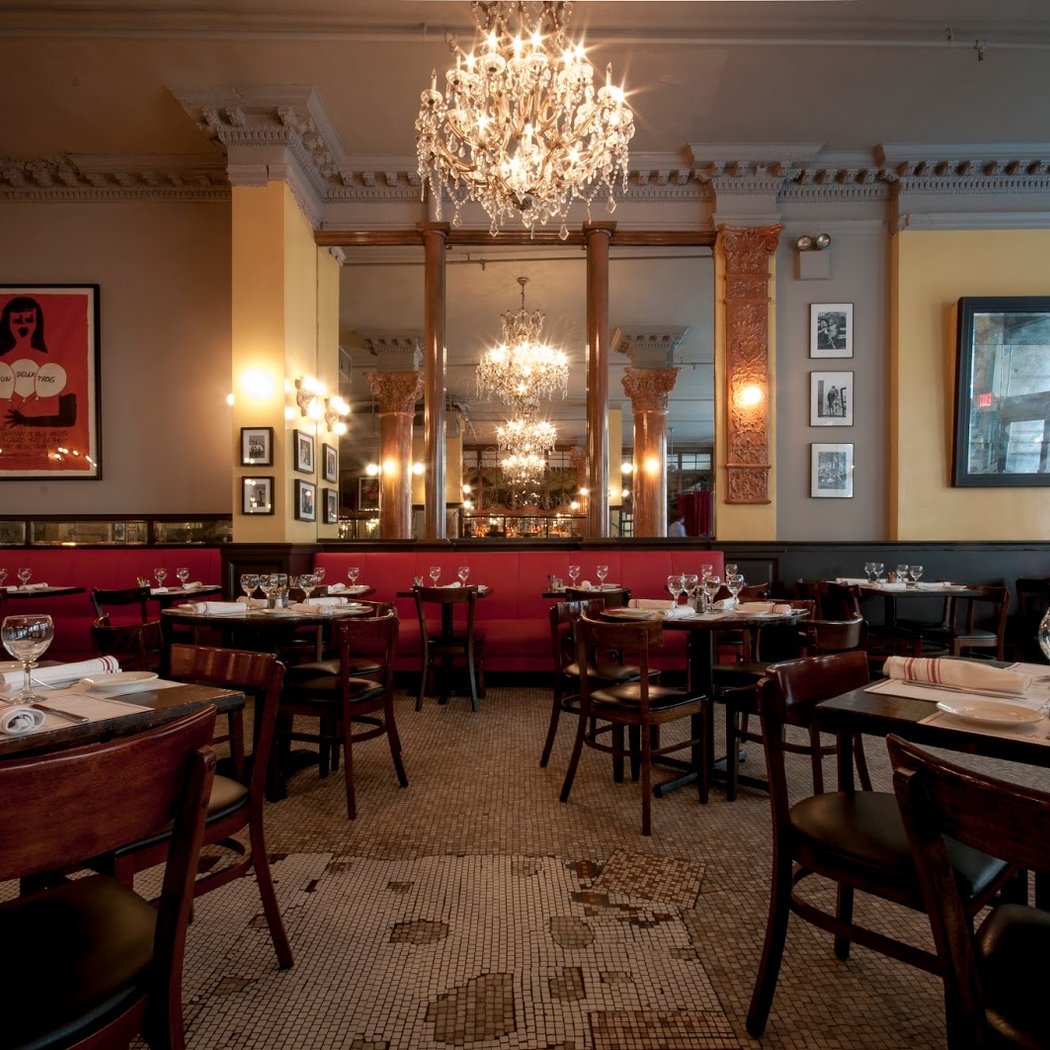 Cafe Un Deux Trois 2