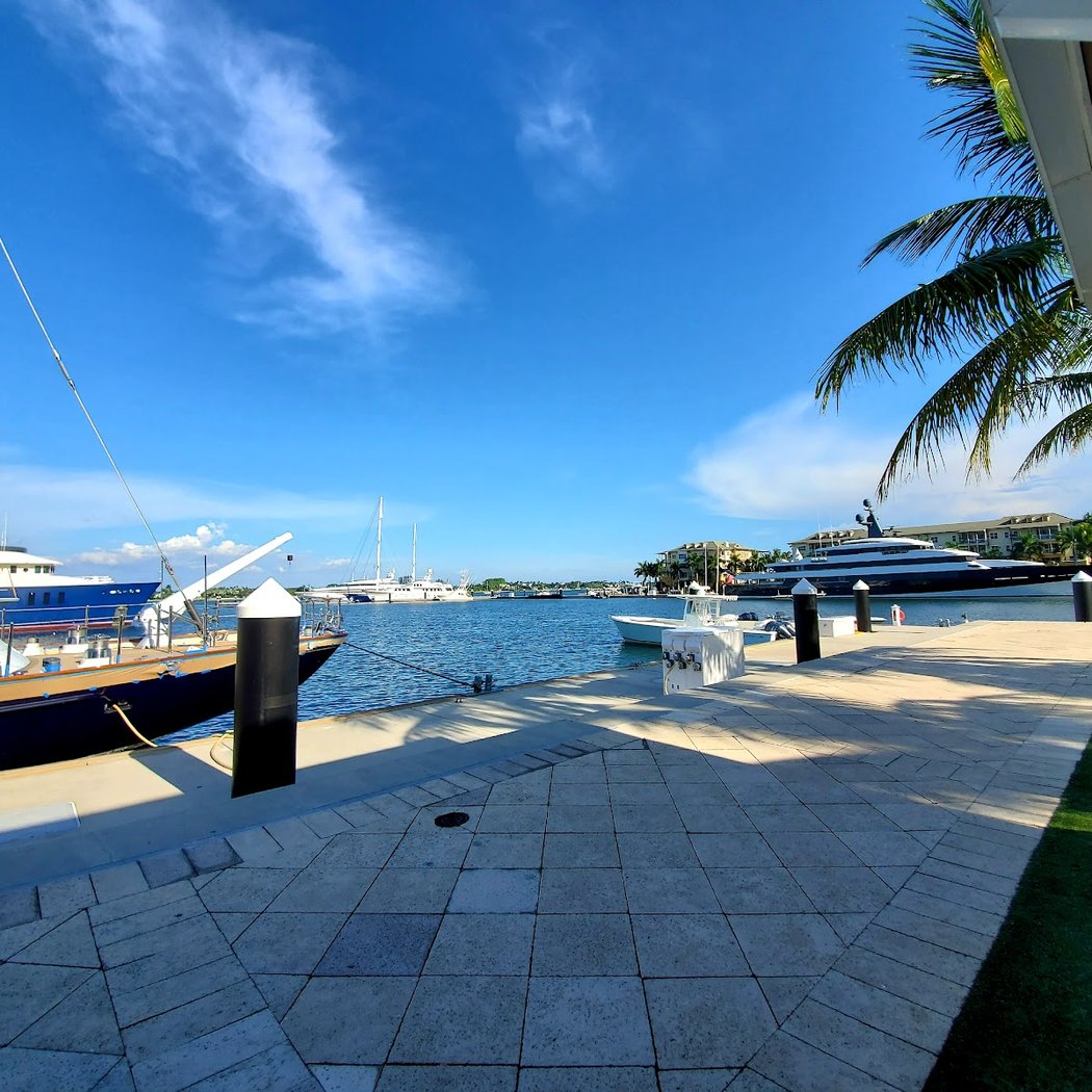 Safe Harbor Rybovich 3