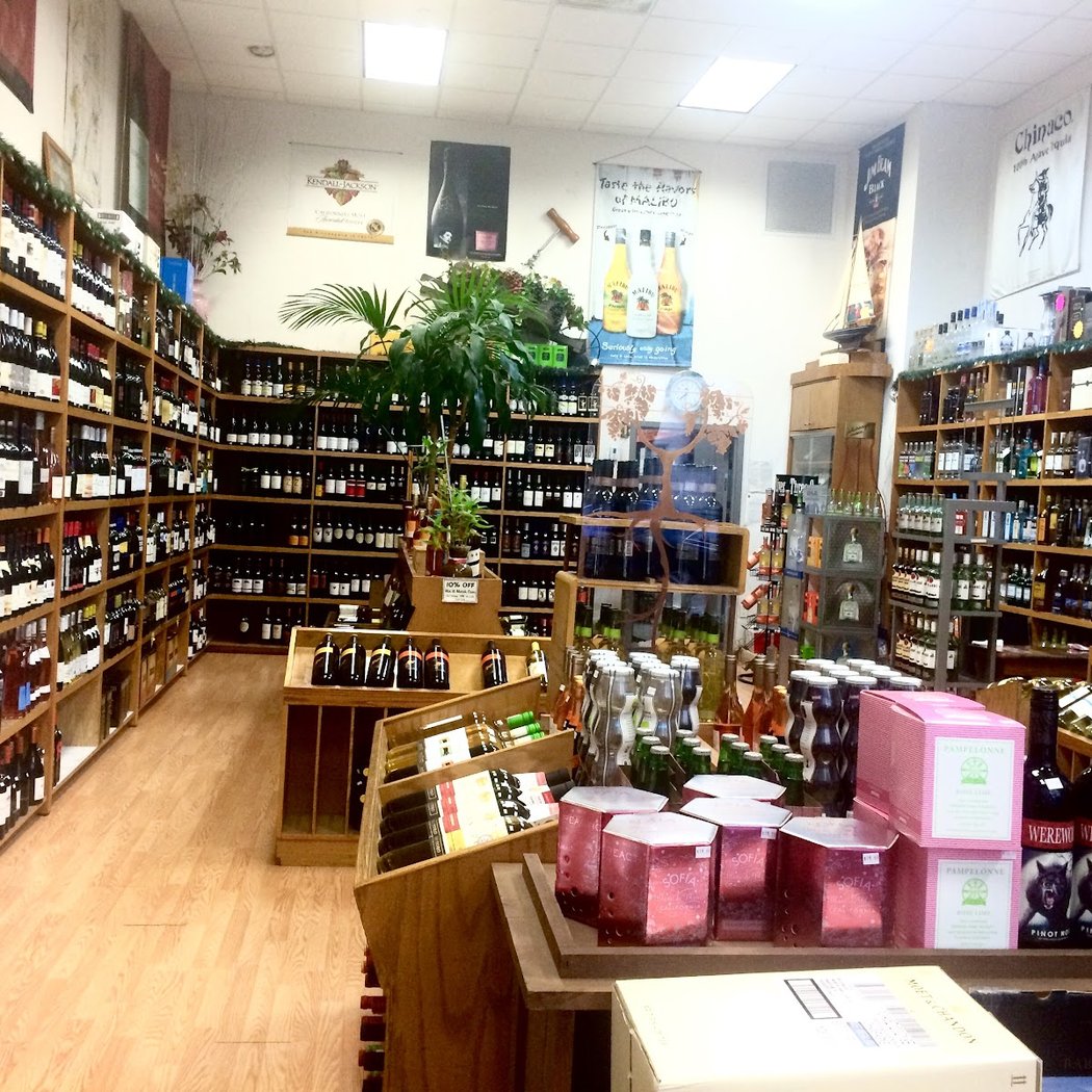 Hells Kitchen wines & spirits (Formerly known as 54 wines & spirits) 3