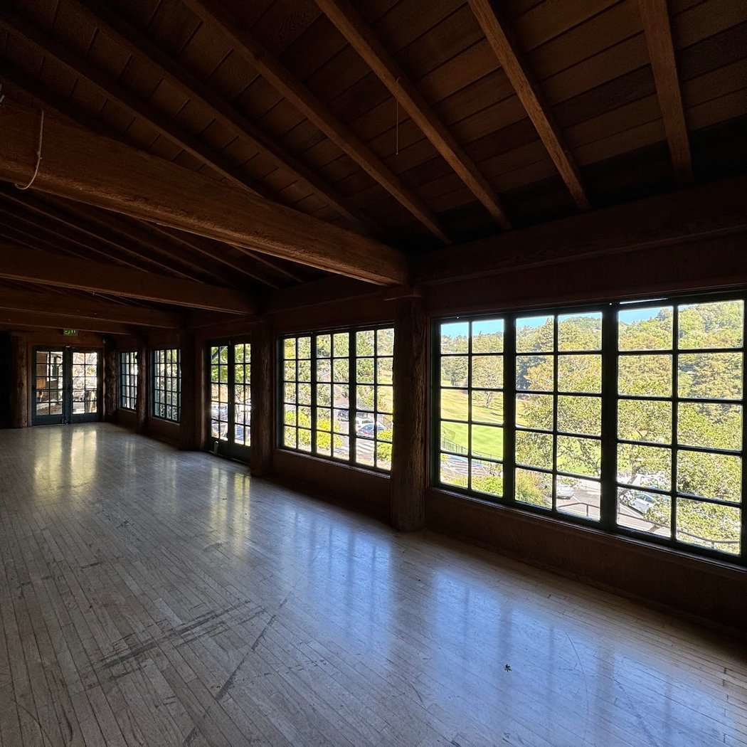 Mill Valley Golf Clubhouse 1