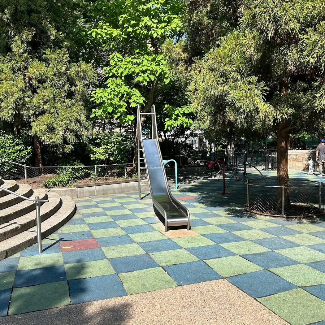Evelyn's Playground 3