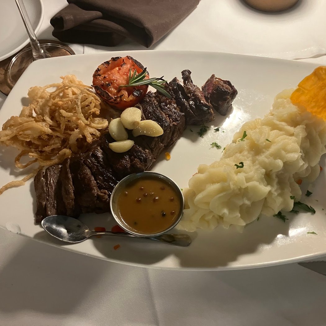 Yakar Kosher Steakhouse 3