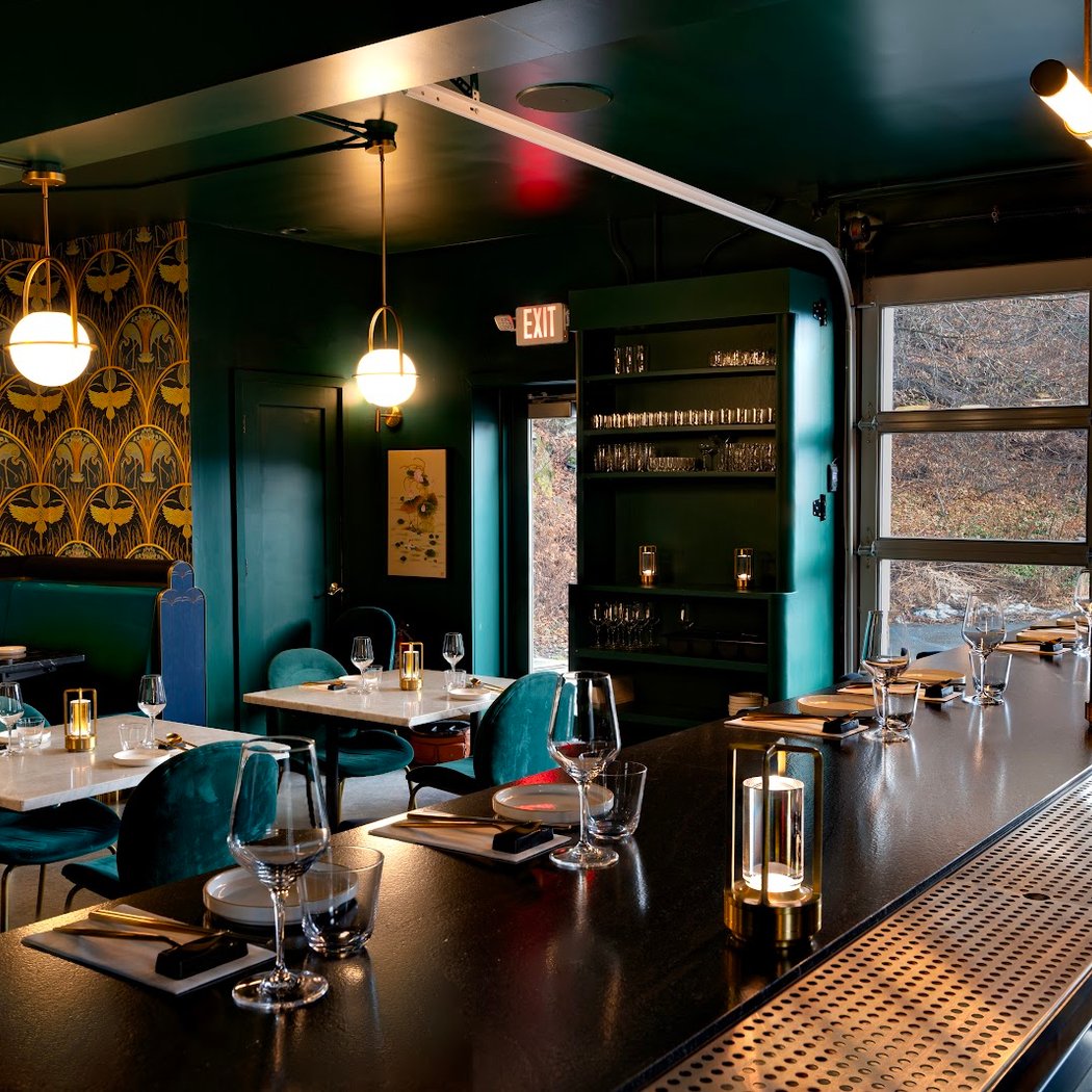 Threshold Restaurant 3