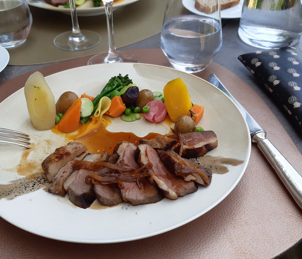 Restaurant @ L'Esplanade 3