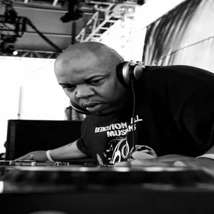 DJ Slugo concert 1