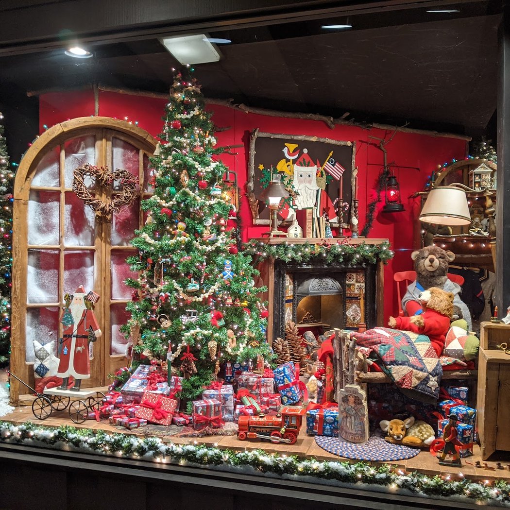 McCaulou's Department Store 1