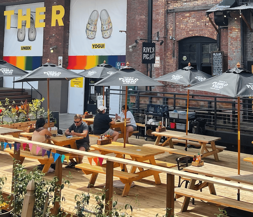 River Pig Saloon 2