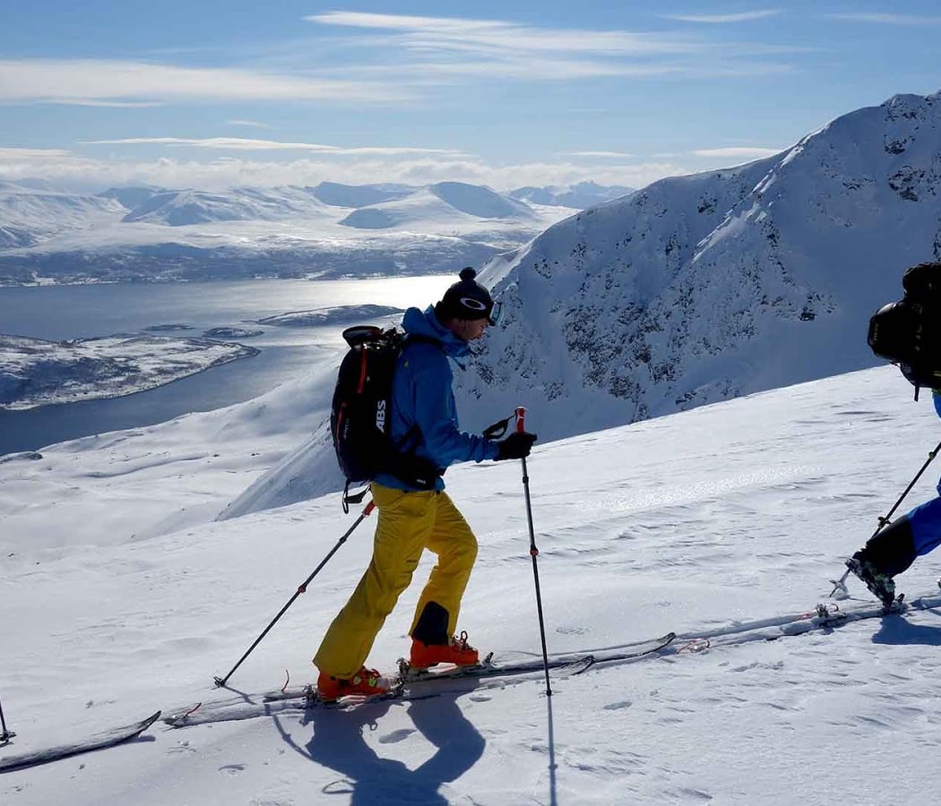 Maison des Guides et de la Montagne - Ski Tour Guide 1