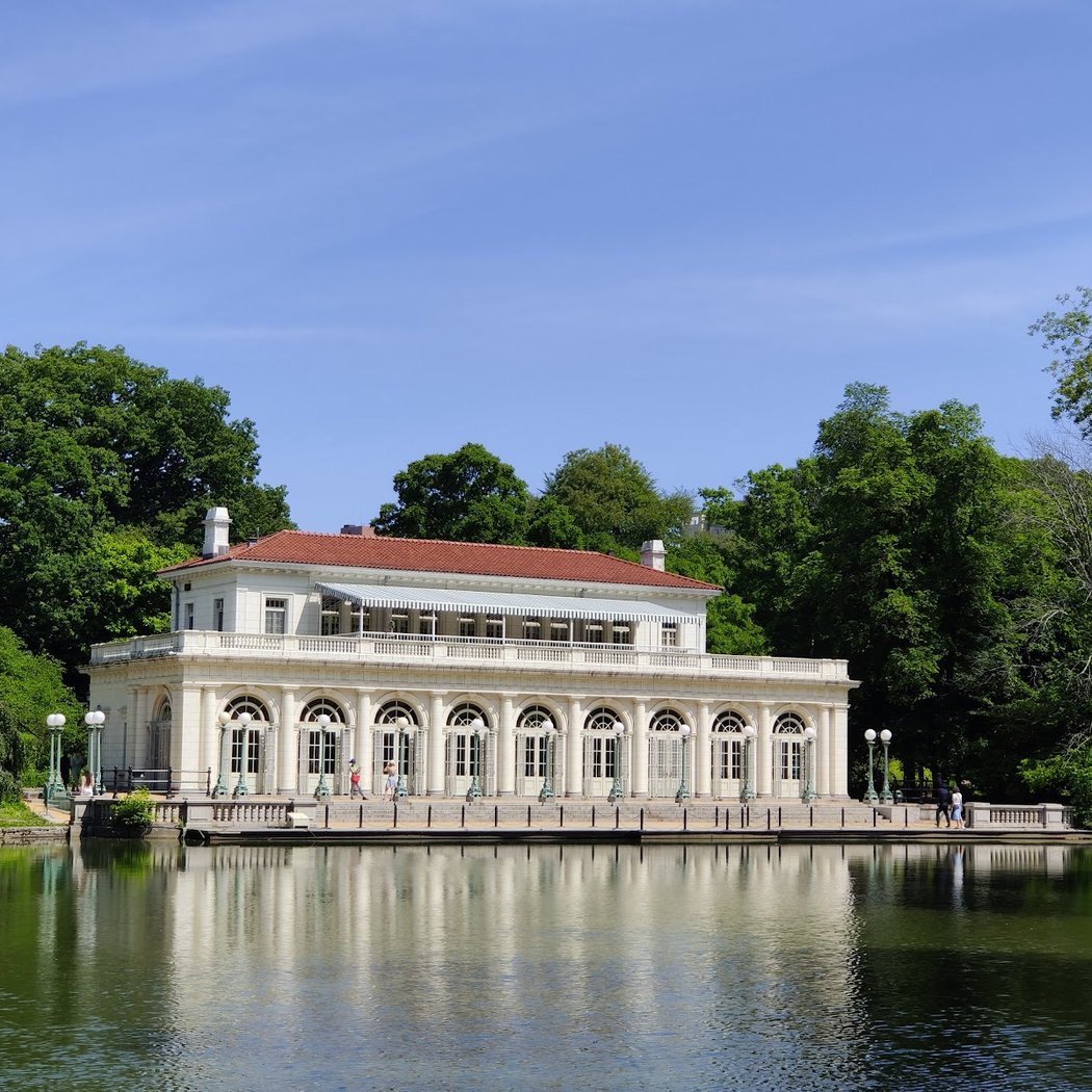 Leisurely Stroll Along Prospect Park Waterways 2