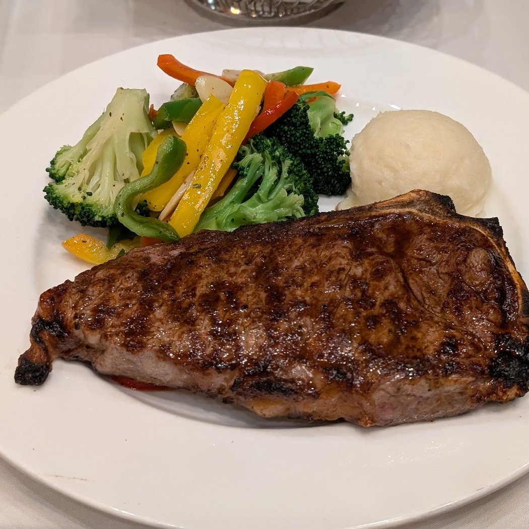 Benjamin Steakhouse 4