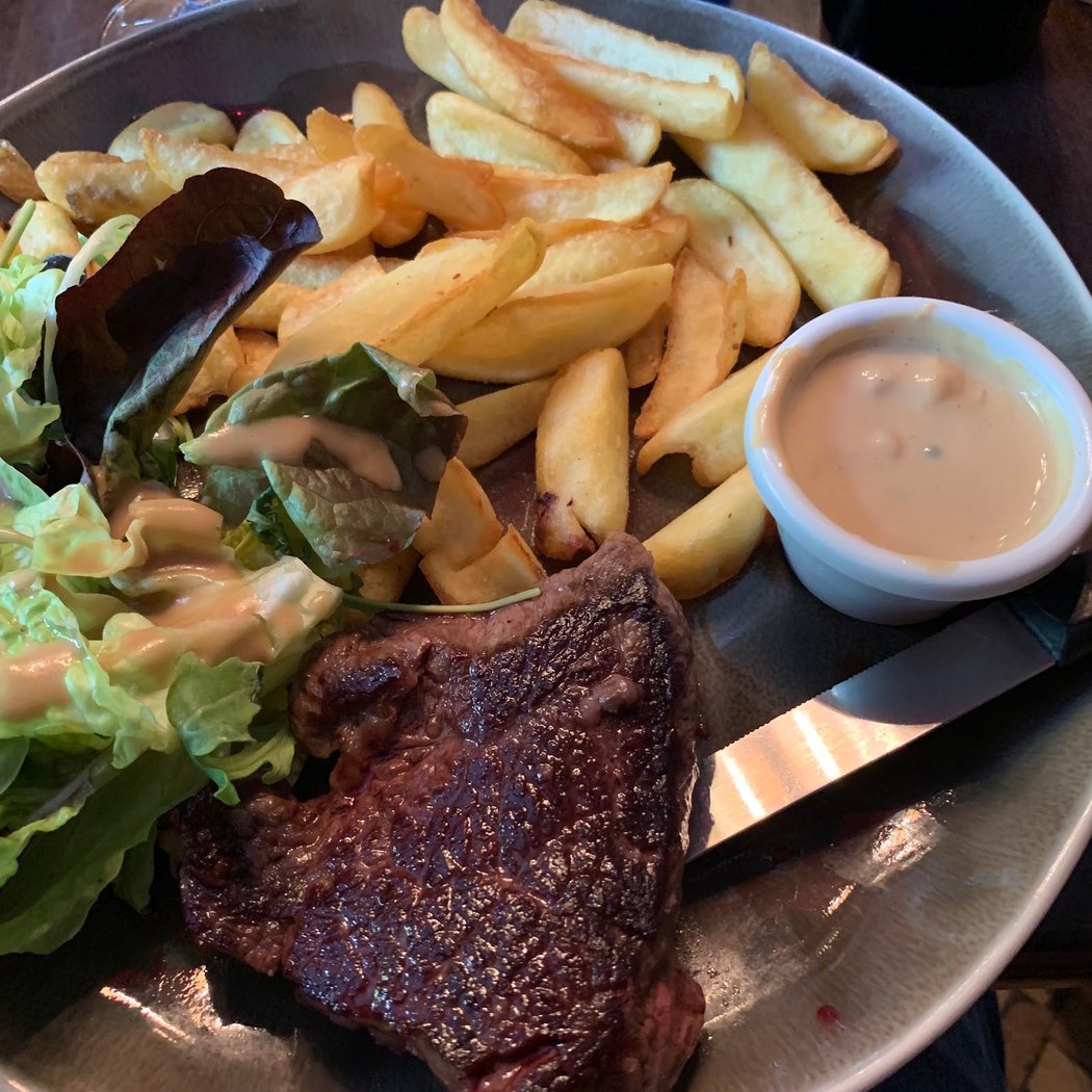 Café Parisien 3