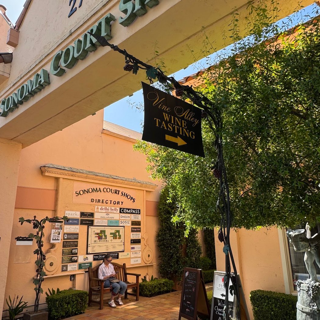 Vine Alley 3