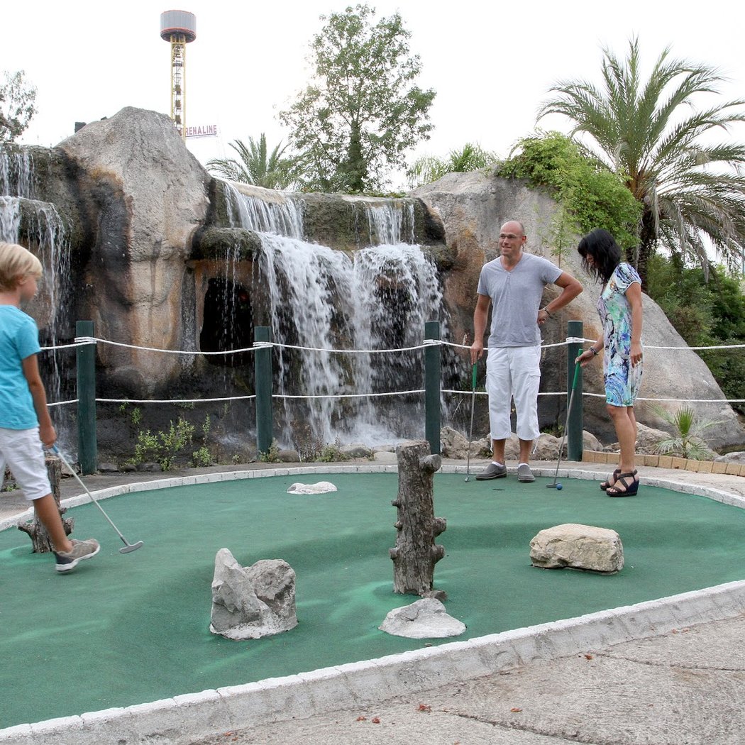 Adventure Golf 1