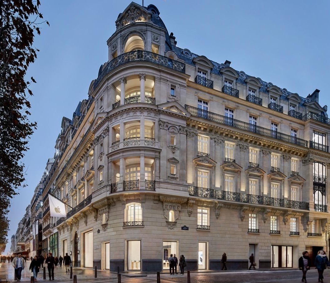 Apple Champs-Élysées 2