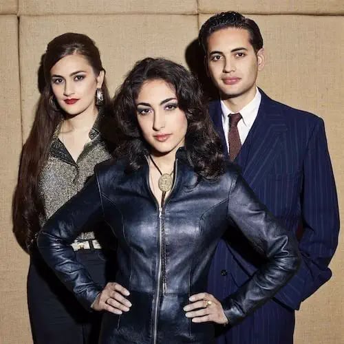 Kitty, Daisy & Lewis 2